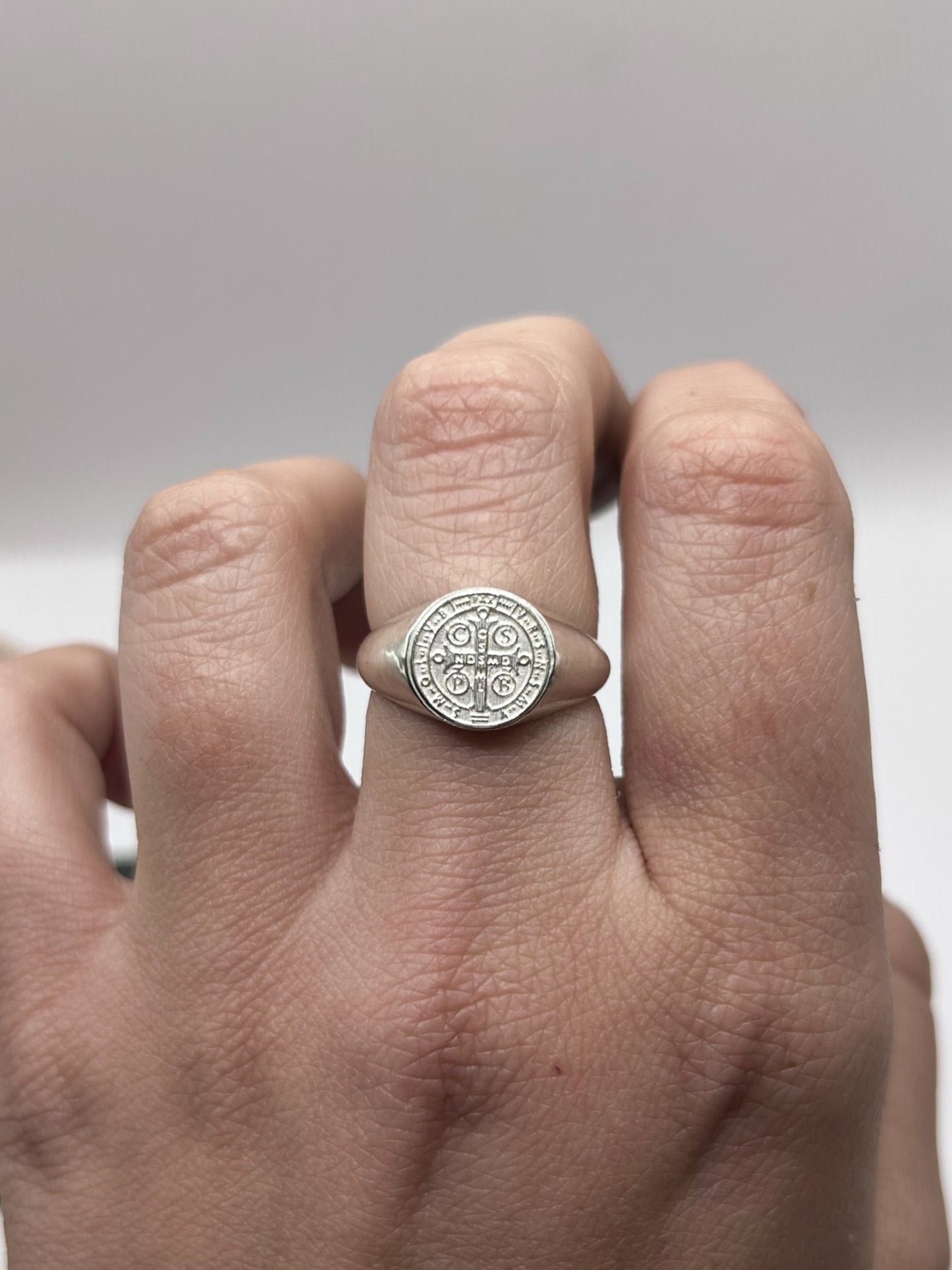 Anillo Sello San Benito
